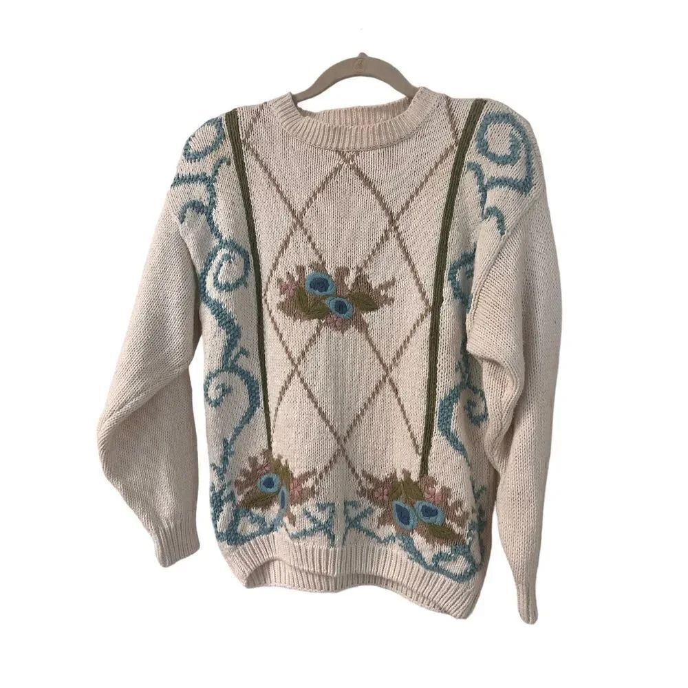 Vintage sweater by Basket of Yarn sz Medium